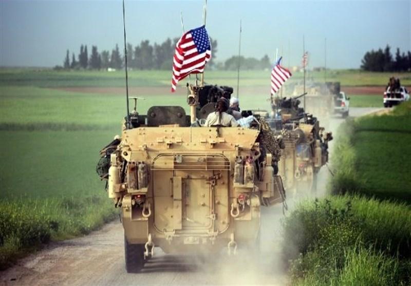 سوریه، خروج ده ها خودروی اشغالگران آمریکایی و حرکت به سمت عراق