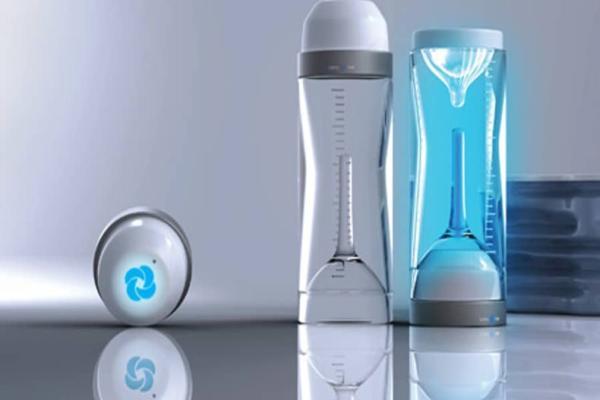 ابزار سفر: شیشه شیر با خاصیت میکروب زدایی ابزار سفر: شیشه شیر با خاصیت میکروب زدایی